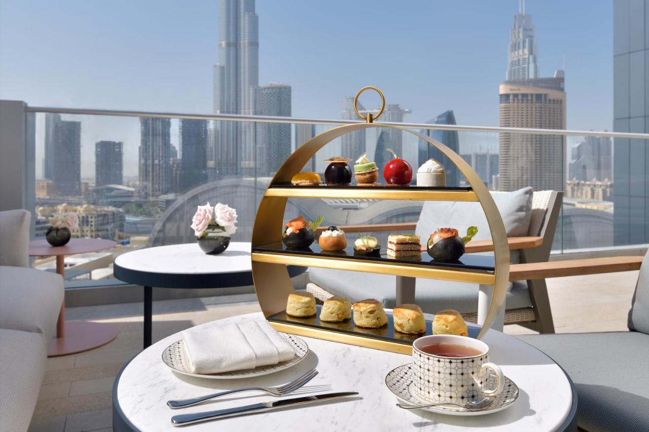 فندق أدريس فاونتن فيوز دبي المظهر الخارجي الصورة Afternoon tea at the Address Downtown Dubai